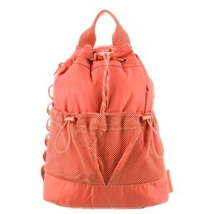 Dagne Dover nova sling